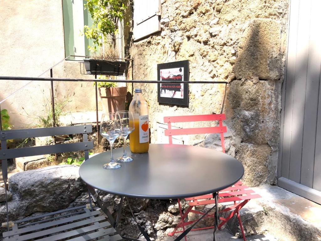 Hotel La Soierie Du Clos Des Oliviers Lourmarin Exterior foto